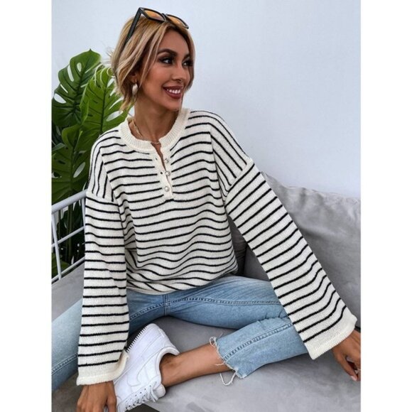 Striped oversized Button Front Sweater cream black minimalist preppy - Picture 1 of 6